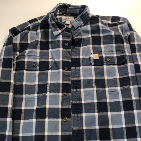 Carhartt flannel (barely worn) - Picture 2 of 4